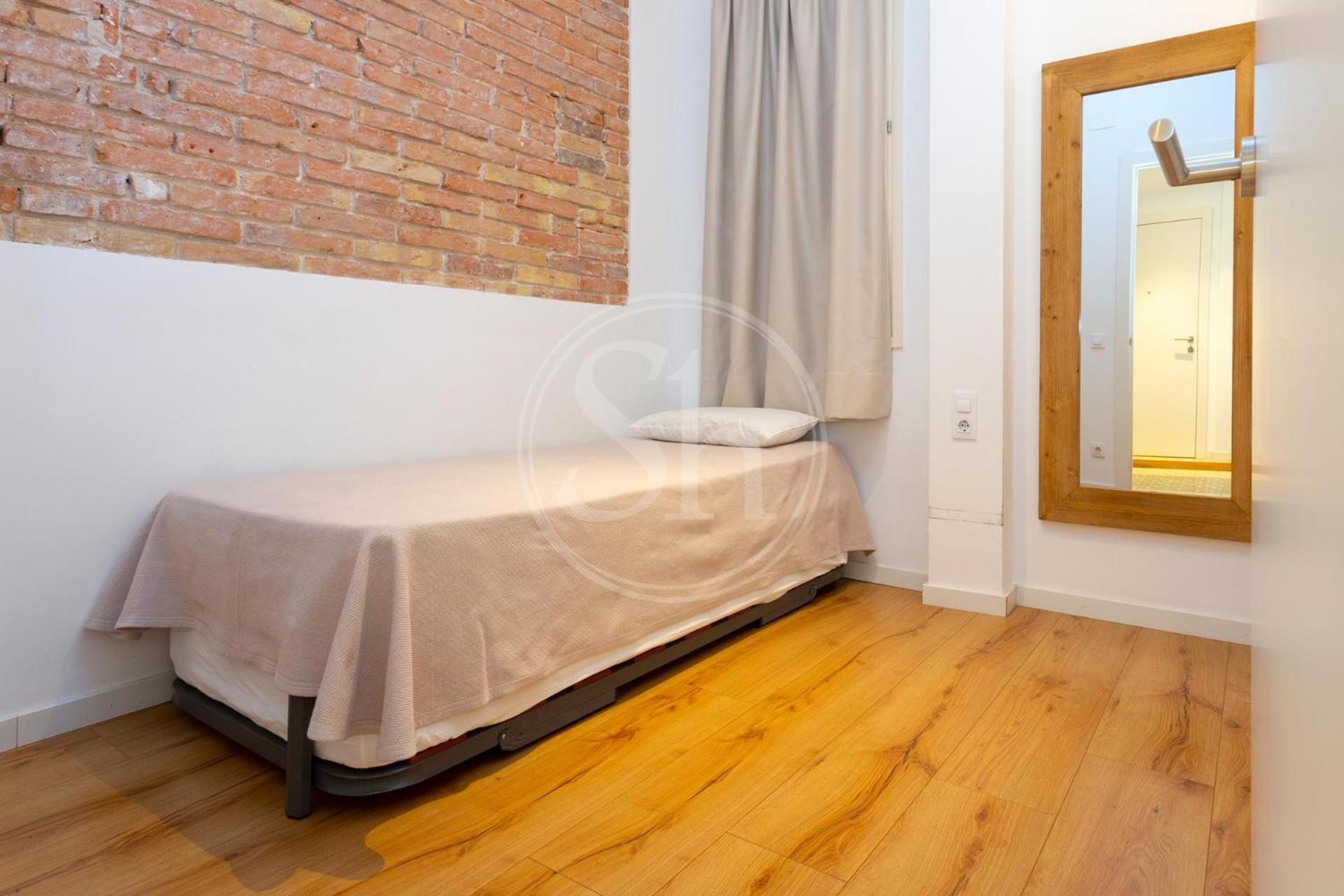 Moderno Apartamento En Eixample Barcelona Bagian luar foto