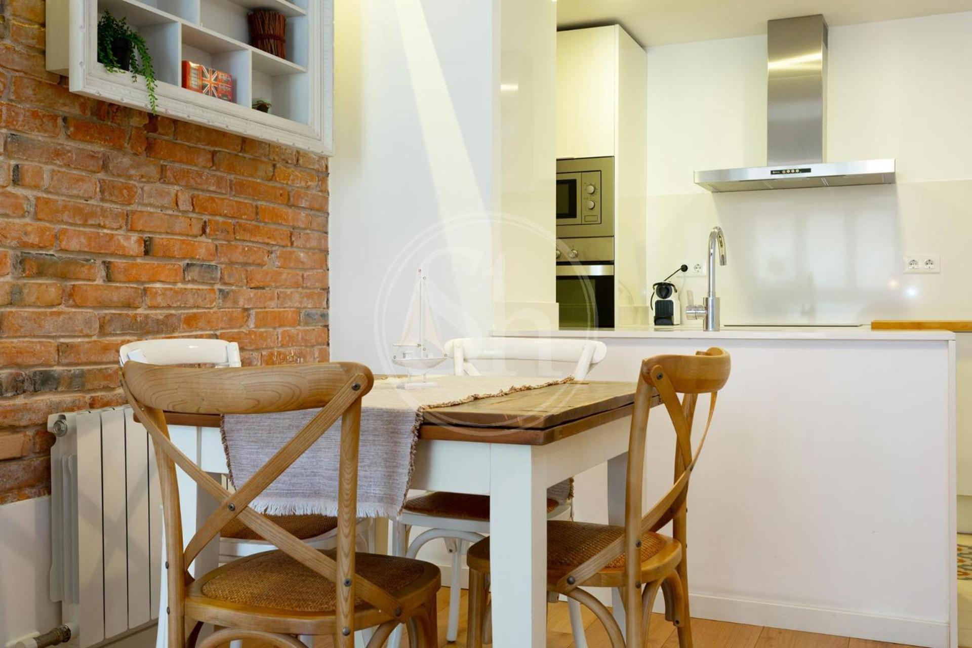 Moderno Apartamento En Eixample Barcelona Bagian luar foto